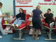 Prijedorski srednjoškolci daruju krv: Oko 180 mladih prvi put učestvuje u humanoj akciji