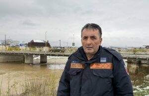 Podzemne vode prave probleme u Prijedoru: Vatrogasci na terenu