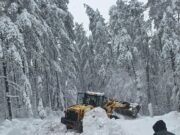 Kolaps i otežan saobraćaj širom BiH: Odroni, snijeg i poplave zatvaraju puteve