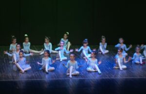 Kolažni program “Baletski cvijet” povodom Dana žena