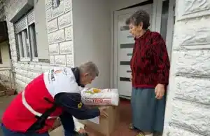 Uoči Ramazanskog bajrama Katar osigurao pakete povratničkim porodicama u RS-u