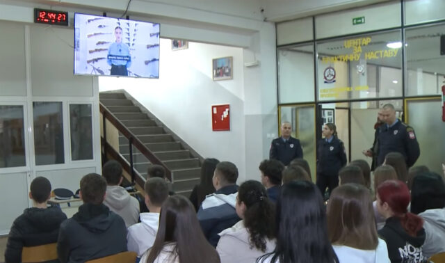 prezentacija-skola-policija