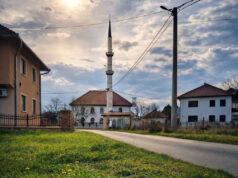 Muslimani obilježavaju Lejletul-bedr, jednu od najznačajnijih noći ramazana Džamija Stari Grad Prijedor