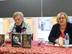 U Ključu održana promocija knjige „Da ne čuju zidovi“ Prijedorčanina Rezaka Hukanovića