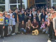Nastavnik ispraćen u zasluženu penziju uz mnogo emocija