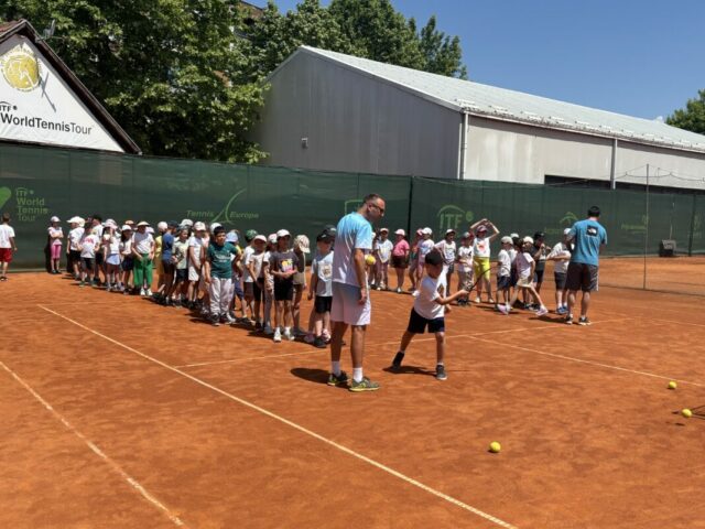 tenis djeca