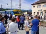 Turistički voz krenuo iz Bihaća prema Bosanskoj Krupi: Putnici će svakog vikenda uživati u ljepotama Bosanske Krajine