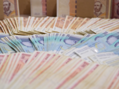 Punjenje džepova preko leđa građana: Bankari i top 10 notara u Srpskoj prošle godine zaradili više od 270 MILIONA KM