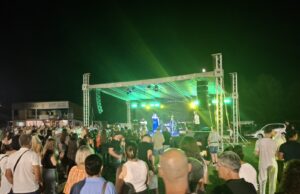 Humanitarni koncert za pamćenje okupio brojne posjetioce na stadionu “Vedro Polje”