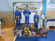 Prijedorski džudisti briljirali u Prnjavoru: Devet medalja i dva trofeja za „Kozaru-Željezničar“