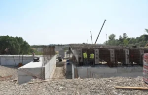 Počelo asfaltiranje nove dionice: Do kraja godine BiH dobija još 7 kilometara autoputa