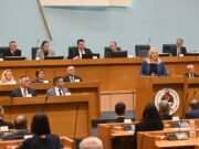 Tri decenije poslije rata, umjesto promocije pomirenja, političari forsiraju svađe