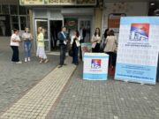 Prijedor: Organizovan razgovor sa građanima i podjela promotivnog materijala o prevenciji suicida