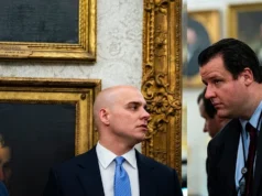 Trumpovi savjetnici sav novac koji su dobili od Milorada Dodika donirali biblioteci