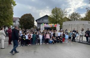Jesenji kros u Kozarcu okupio učenike: Trčali, družili se i obilježili Dječiju nedjelju
